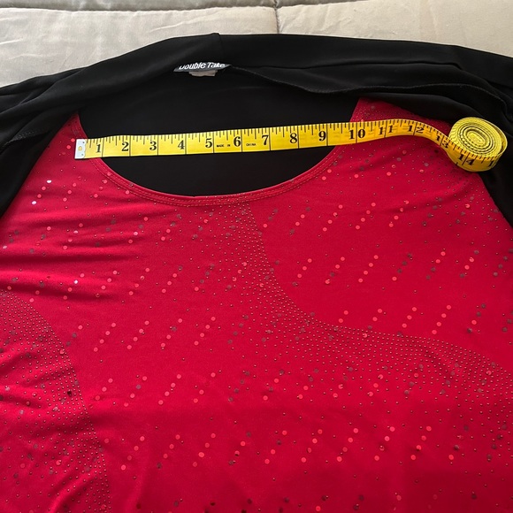 Woman’s Dress Shirt - Picture 10 of 11